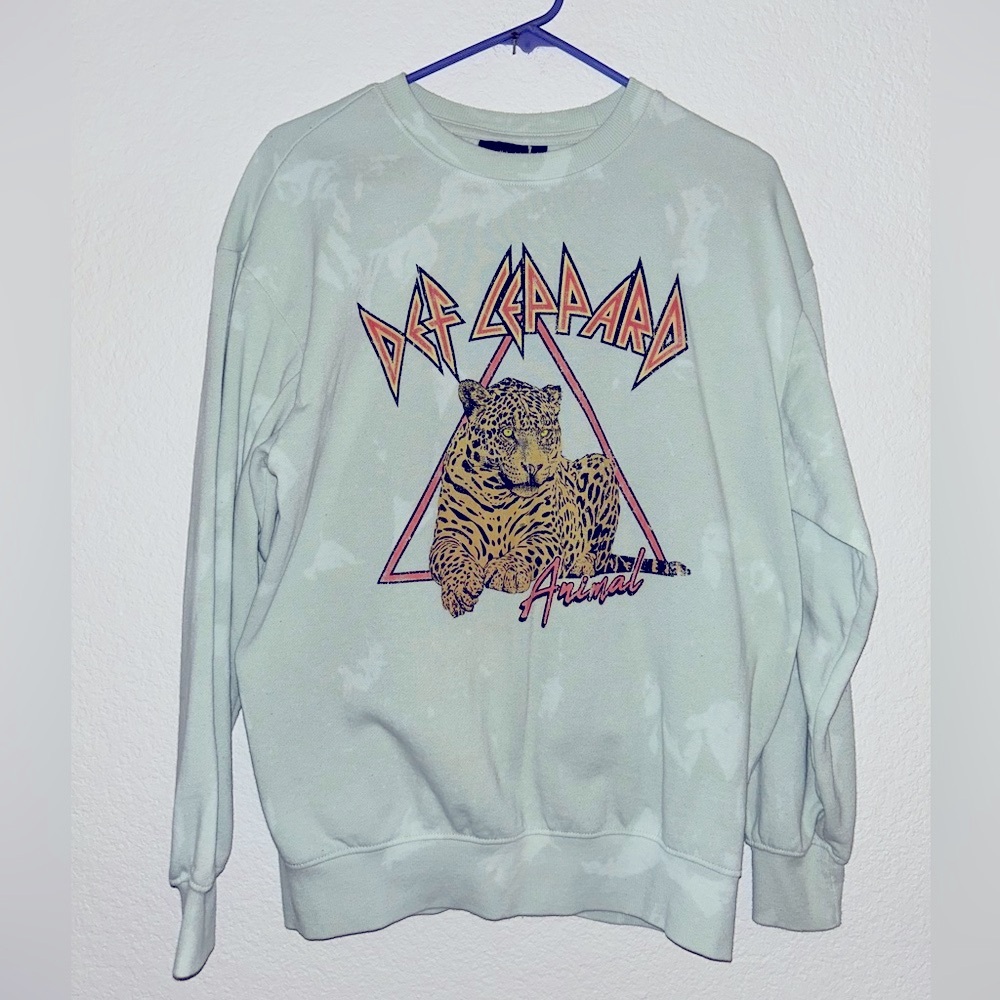 Def Leppard Mint Green Crewneck Sweater with Band Graphic